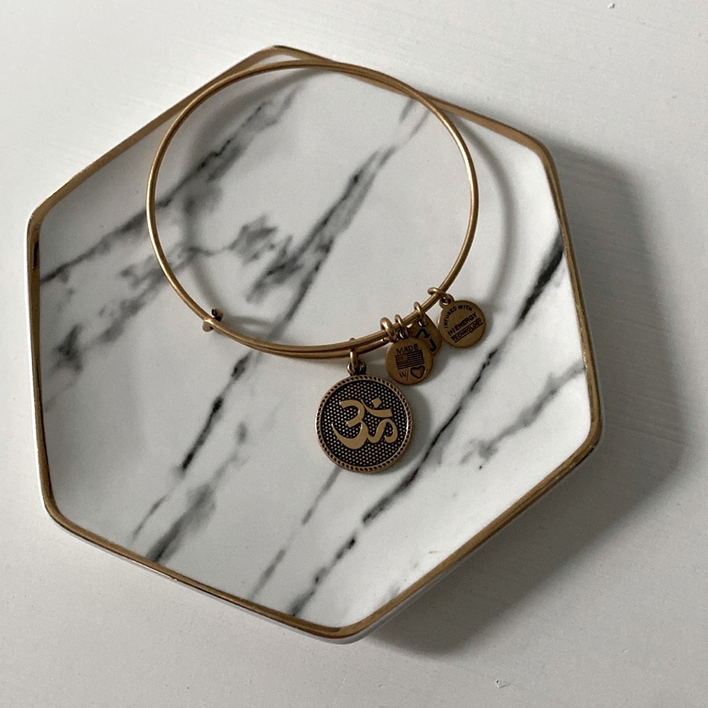 Om bracelet
